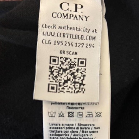 C.P Company - Light Fleece Crew Neck Sweatshirt - Picture 4 of 4